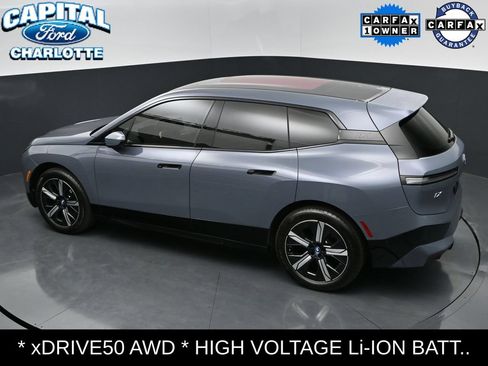 Used 2023 BMW iX xDrive50 w/ Sport Package AWD/4WD image 29