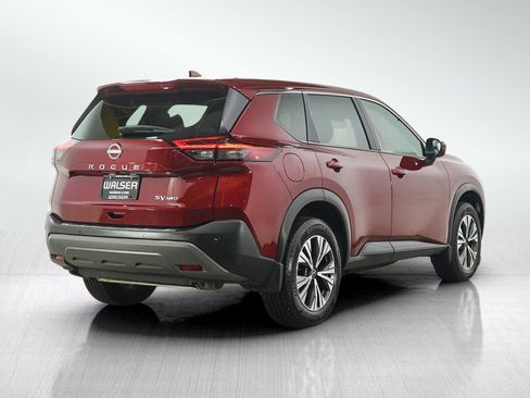 Used 2023 Nissan Rogue SV AWD/4WD image 5