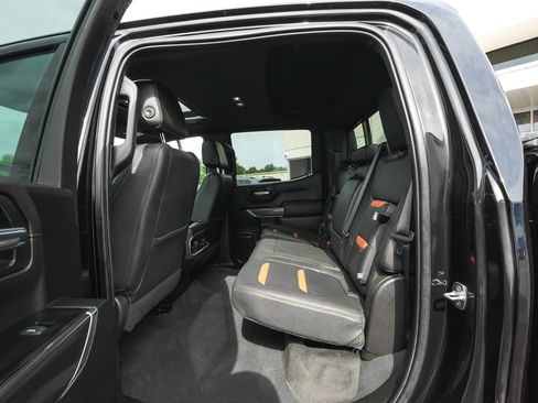 Used 2022 GMC Sierra 1500 AT4 w/ AT4 Premium Package AWD/4WD image 36