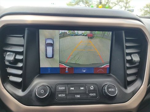 Used 2019 GMC Acadia Denali w/ Technology Package AWD/4WD image 24
