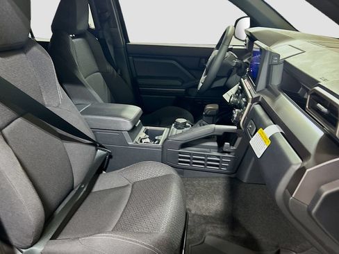 New 2026 Toyota 4Runner SR5 AWD/4WD image 27