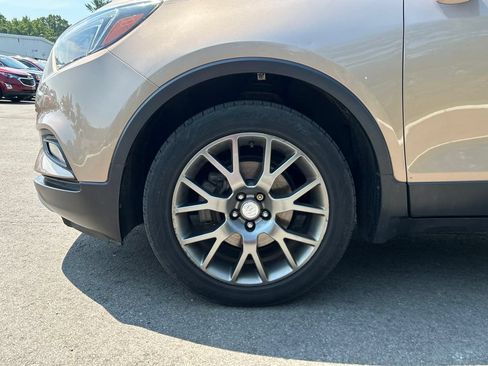 Used 2018 Buick Encore Sport Touring FWD image 12