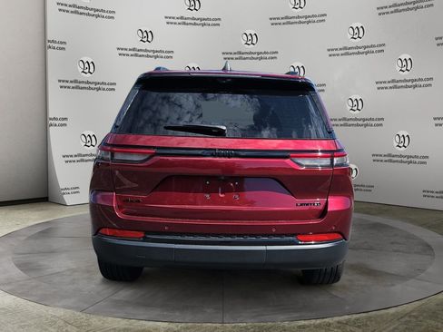 Used 2025 Jeep Grand Cherokee Limited w/ Luxury Tech Group II AWD/4WD image 4