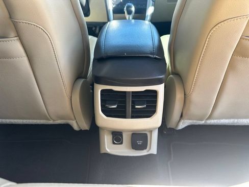 Used 2015 Ford Fusion Energi SE FWD image 34