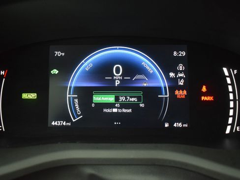 Used 2025 Toyota Camry LE image 17