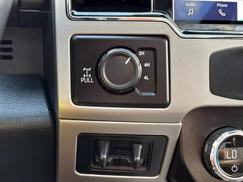 Used 2022 Ford F250 Lariat w/ Tremor Off-Road Package AWD/4WD image 30
