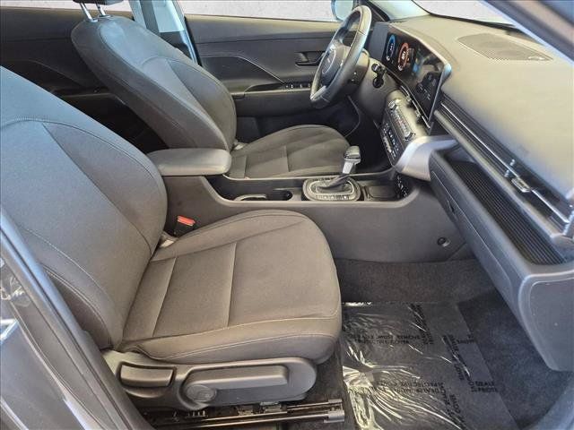 Used 2026 Hyundai Kona SEL Sport FWD image 26