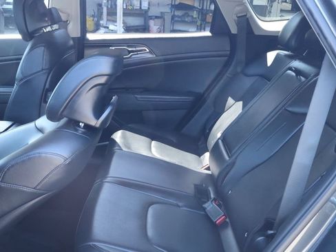 Used 2023 Kia Sportage EX AWD/4WD image 33