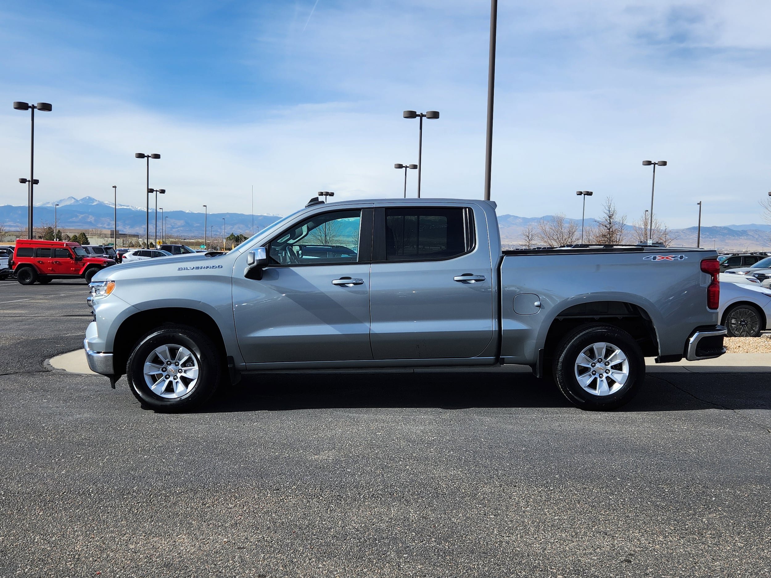Used 2025 Chevrolet Silverado 1500 LT AWD/4WD image 2