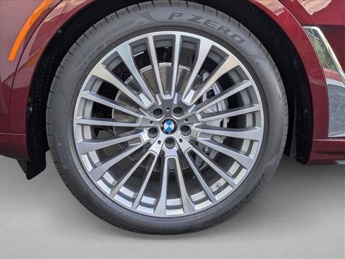 New 2026 BMW X7 xDrive40i w/ Premium Package image 10