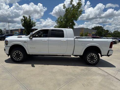 Used 2025 RAM 2500 Limited AWD/4WD image 6