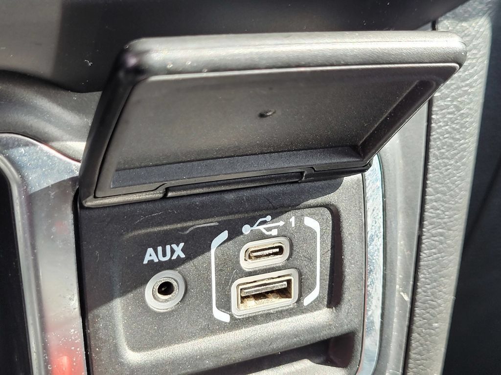 Used 2023 Jeep Wrangler Unlimited Sport AWD/4WD image 27