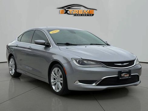 Used 2015 Chrysler 200 Limited w/ Spring Special Group FWD image 8