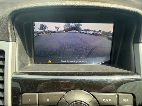 Used 2014 Chevrolet Cruze LT w/ Technology Package FWD image 16