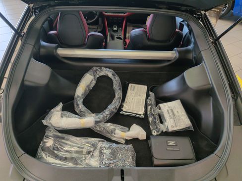 Used 2024 Nissan Z Performance w/ Floor Mat Package RWD image 17