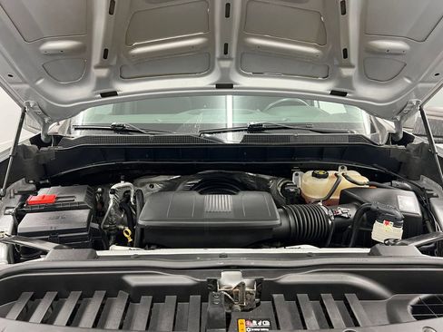 Used 2019 Chevrolet Silverado 1500 Custom w/ Custom Value Package image 26