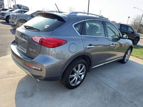 Used 2016 INFINITI QX50 2WD w/ Premium Plus Package image 9