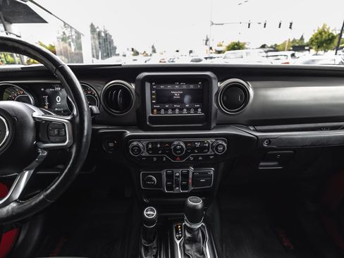 Used 2020 Jeep Gladiator Sport w/ Quick Order Package 24S AWD/4WD image 27