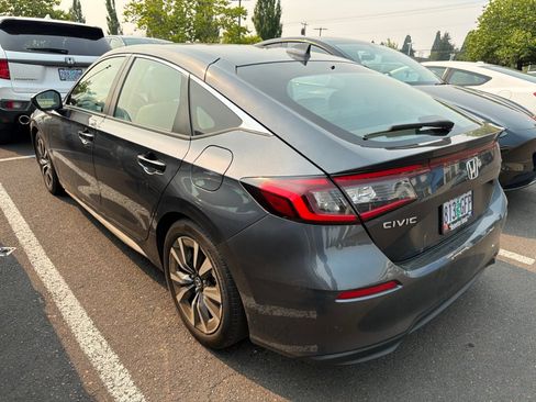 Used 2023 Honda Civic EX-L image 5