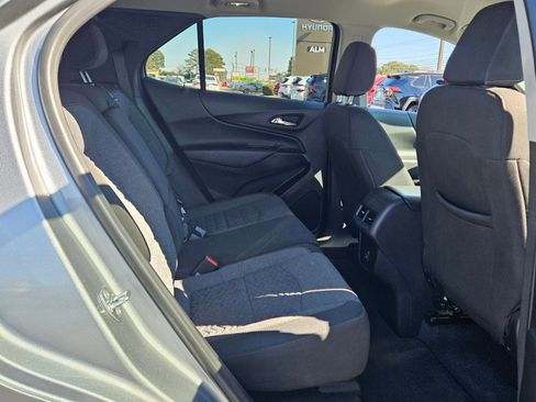 Used 2024 Chevrolet Equinox LT image 17