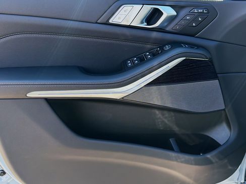 New 2026 BMW X7 xDrive40i w/ Executive Package image 23