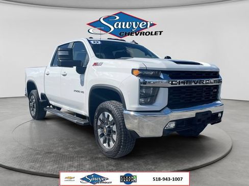 Used 2022 Chevrolet Silverado 2500 LT w/ Convenience Package AWD/4WD image 7