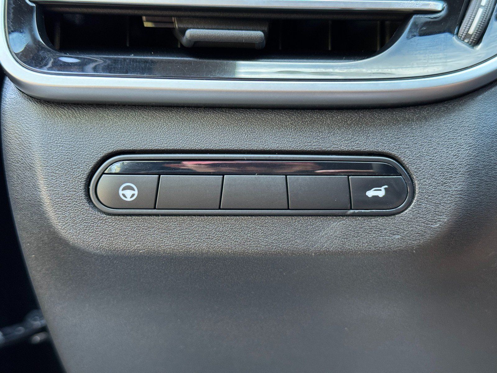 Used 2022 INFINITI QX60 Luxe w/ Performance Audio Package FWD image 17