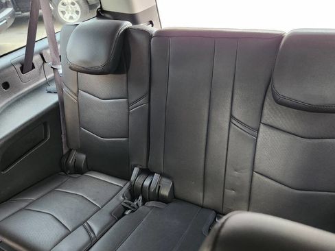 Used 2015 Cadillac Escalade ESV Luxury image 35