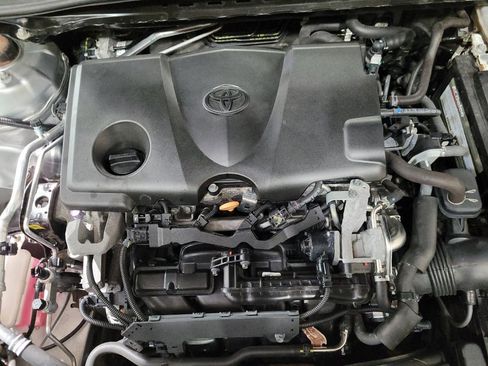 Used 2019 Toyota Camry LE FWD image 30