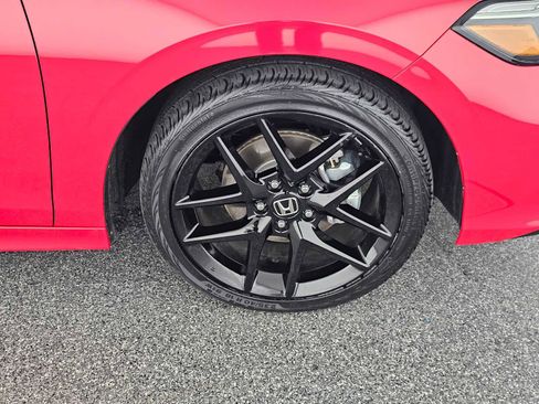 Used 2025 Honda Civic Sport image 9