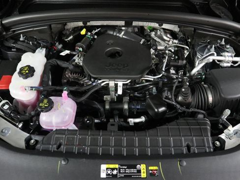 New 2026 Jeep Grand Cherokee Limited image 16