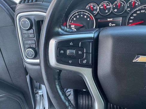 Used 2019 Chevrolet Silverado 1500 LT image 18