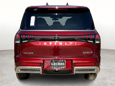 New 2025 INFINITI QX80 Sensory image 7