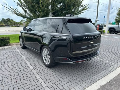 Used 2026 Land Rover Range Rover Long Wheelbase SE AWD/4WD image 4
