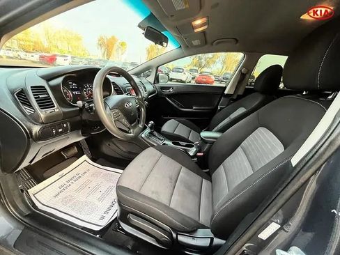 Used 2016 Kia Forte LX FWD image 9