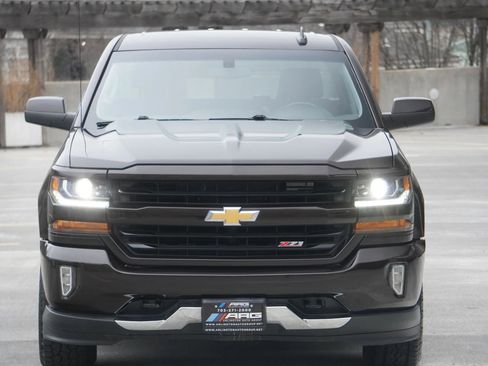Used 2018 Chevrolet Silverado 1500 LT w/ All Star Edition image 15