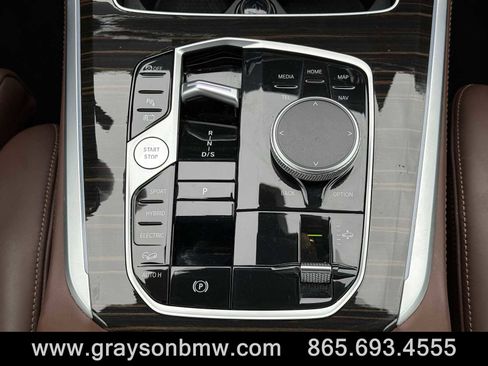 Used 2025 BMW X5 xDrive50e image 19