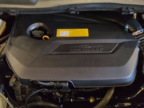 Used 2016 Ford Escape SE w/ Equipment Group 201A FWD image 30