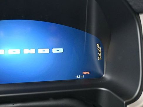 New 2025 Ford Bronco Outer Banks image 9