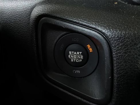 Used 2025 Jeep Wrangler Unlimited Sport AWD/4WD image 26