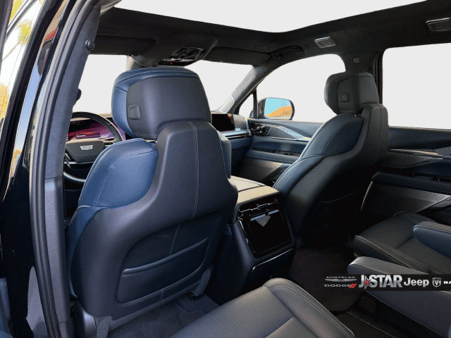 Used 2026 Cadillac Escalade IQL Sport 2 AWD/4WD image 27