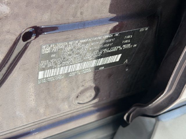 Used 2018 Toyota RAV4 XLE FWD image 36