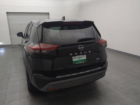Used 2023 Nissan Rogue SV image 6