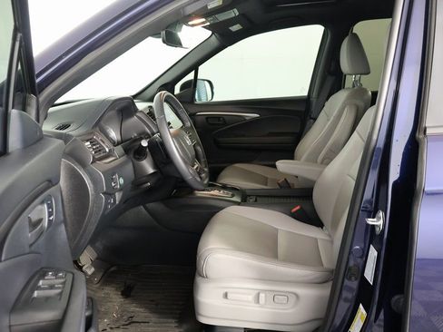 Used 2023 Honda Passport EX-L image 10