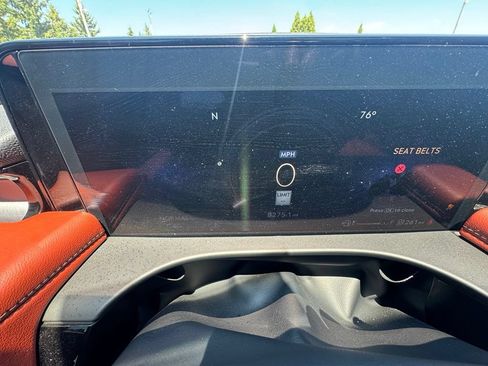 Used 2025 Lincoln Aviator Reserve w/ Equipment Group 201A AWD/4WD image 24