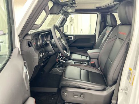 New 2026 Jeep Wrangler Unlimited Rubicon image 18