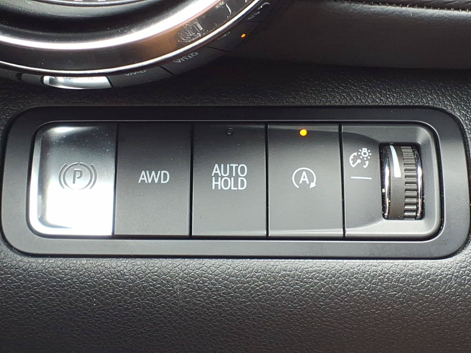 Used 2025 Chevrolet Equinox LT AWD/4WD image 16