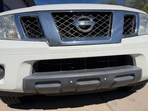 Used 2017 Nissan Frontier SV RWD image 19