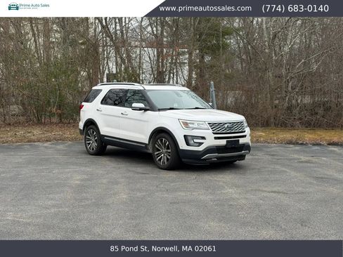 Used 2017 Ford Explorer Platinum AWD/4WD image 1