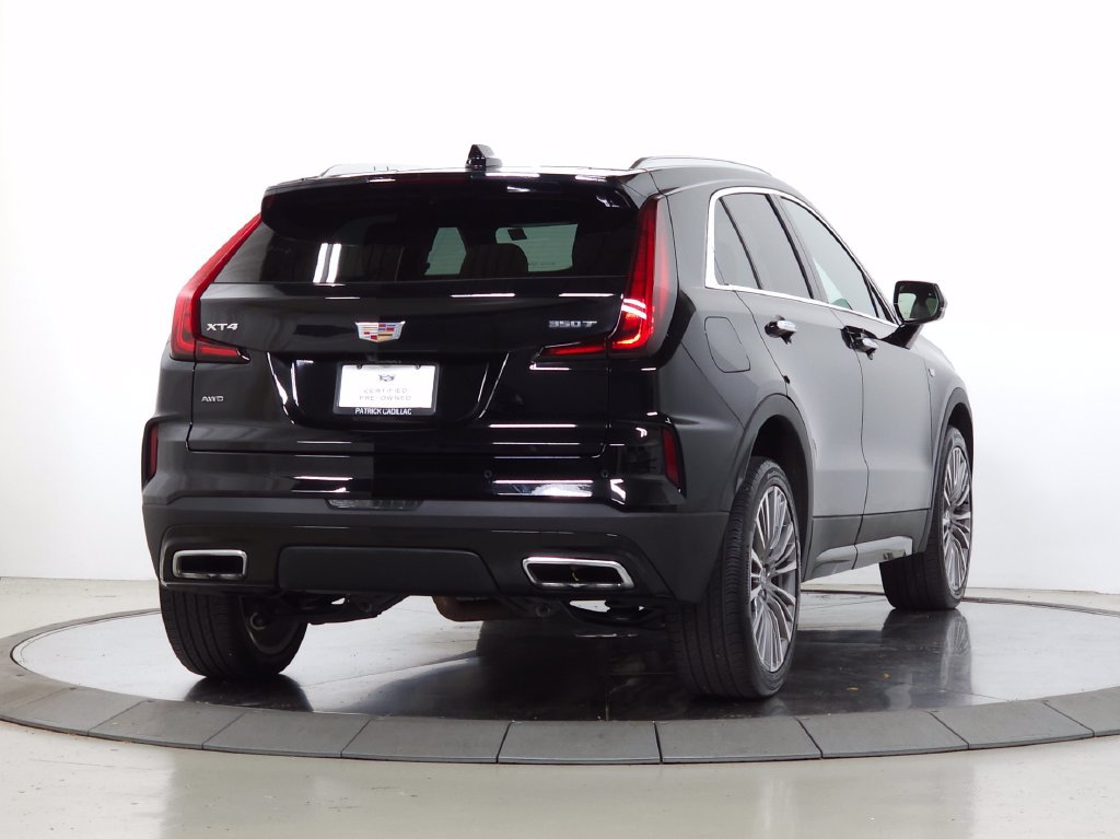 Used 2024 Cadillac XT4 Premium Luxury AWD/4WD image 7